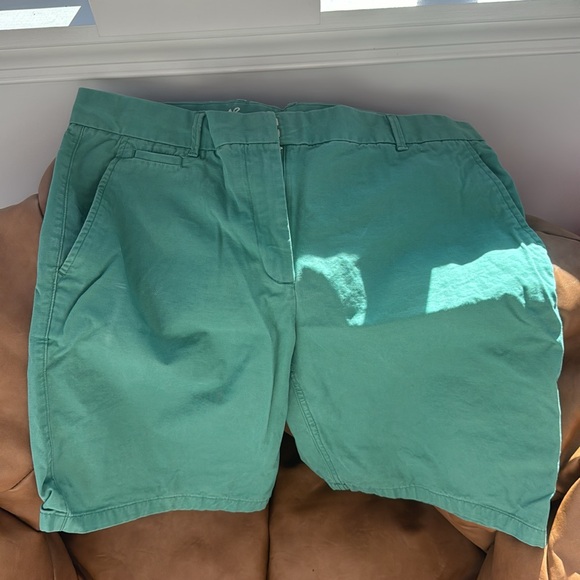 Gap Women Sz 8 Green khakis. - Picture 2 of 5
